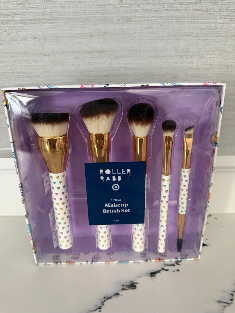 Roller Rabbit White Makeup Brush Set with Multicolor Hearts NEW UNTOUCHED